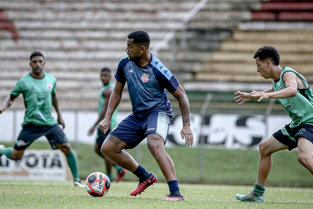 Jogo-treino Bangu x União São João (Foto: Carol Custanari)