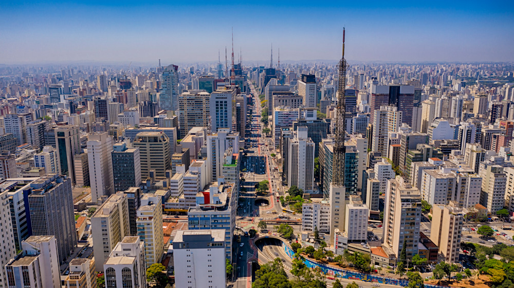 São Paulo: Dias instáveis com temperaturas entre 18°C e 26°C e pancadas de chuva. Prepare-se para tudo!