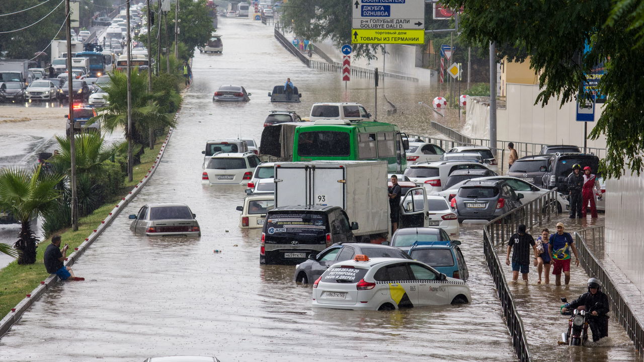 Cresce o Abandono de Veículos Após Enchentes: Impactos e Soluções