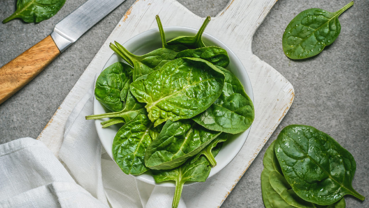 Espinafre, o superalimento que transforma sua saúde