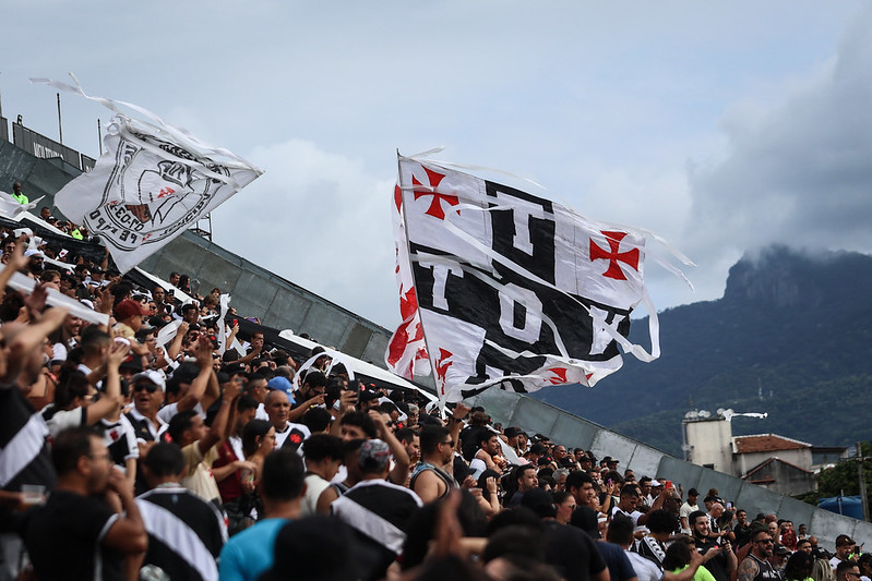 Torcida do Vasco em São Januário (Foto: Dikran Sahagian/Vasco)