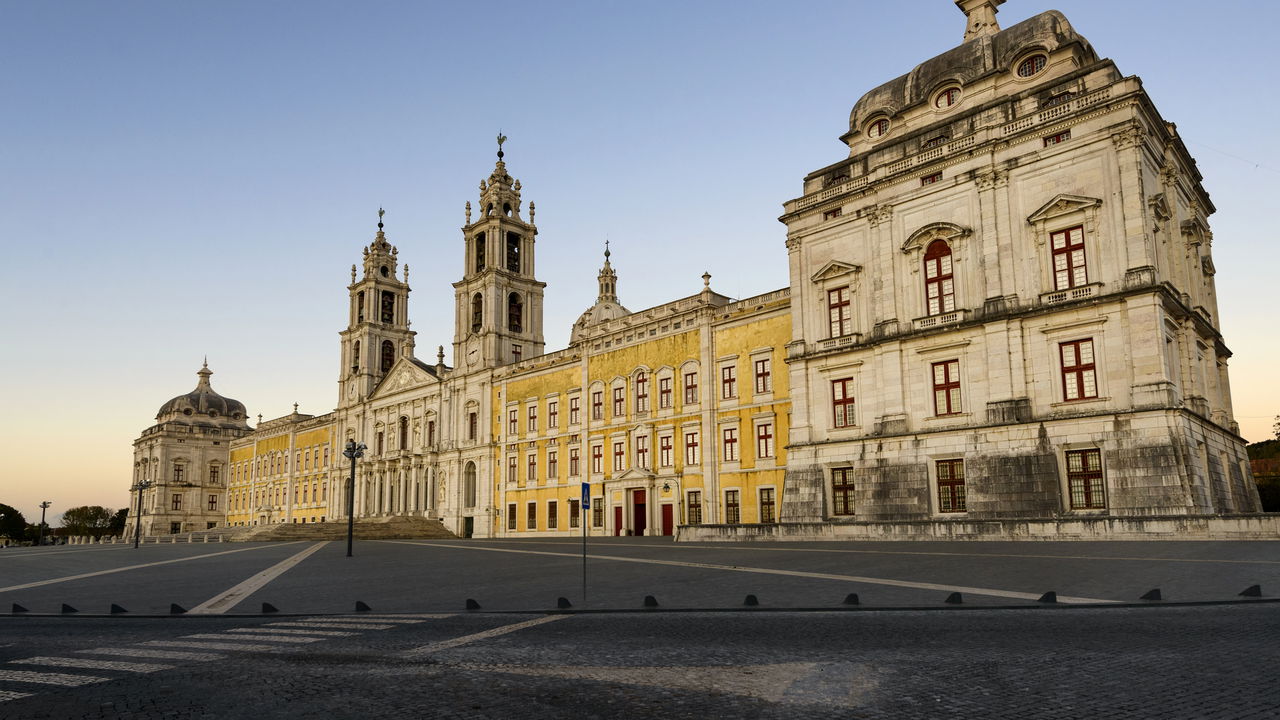 Você NÃO VAI ACREDITAR o que o Palácio de Mafra esconde