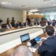 Reunião do governador do rio para que Escolas do RJ são preparadas para funcionar como abrigos em temporais