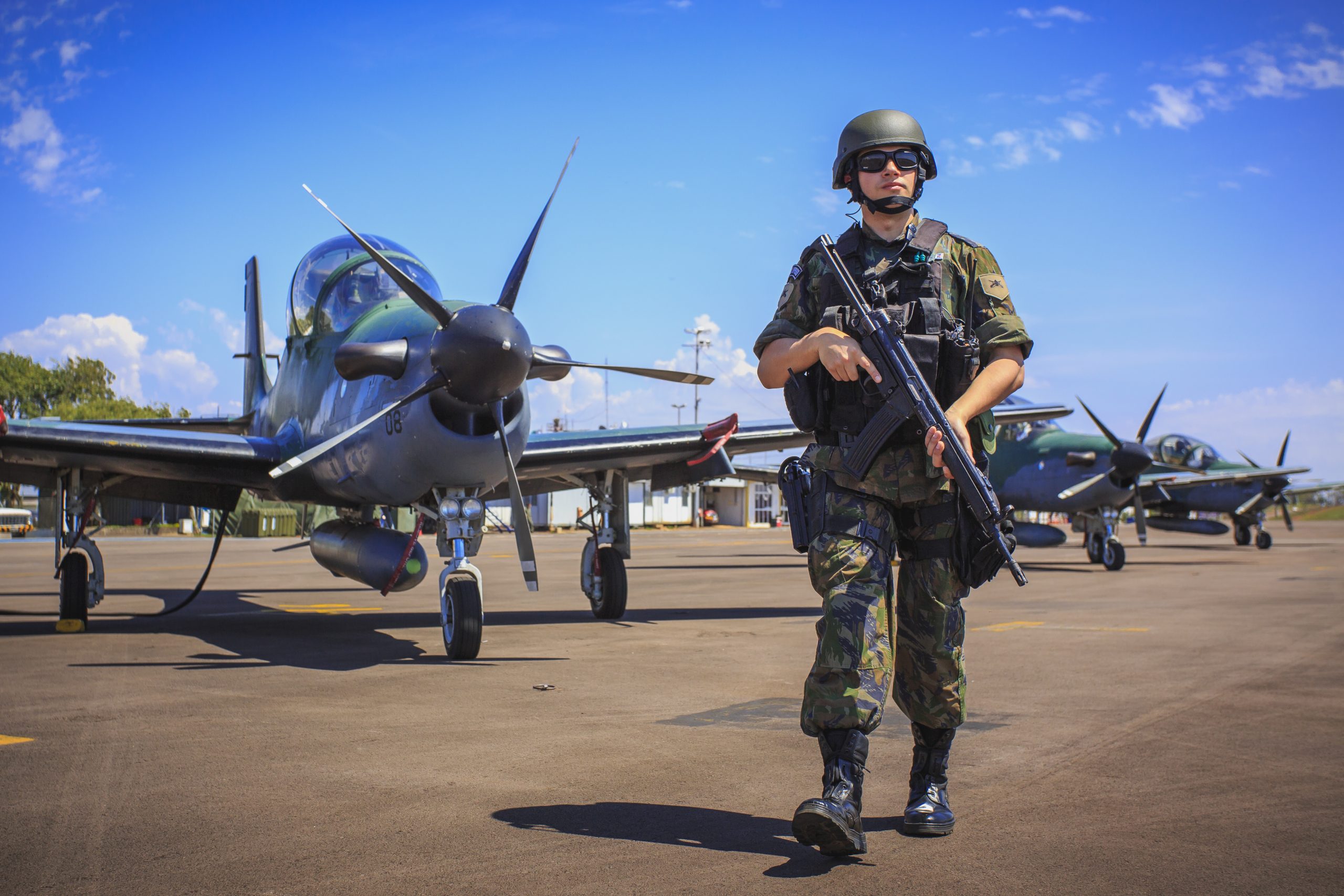 Aeronáutica abre concurso com inscrições até dia 14 de fevereiro! Veja mais detalhes