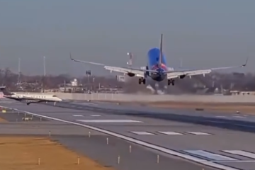 Avião arremete ao avistar jato em pista de Chicago