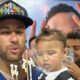 Neymar comemora aniversário com família após estreia no Santos!