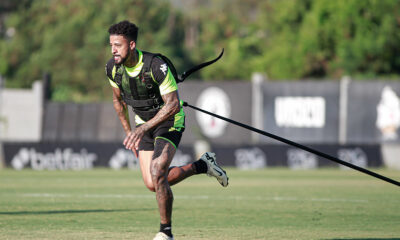 Paulinho. Treino do Vasco (Foto: Matheus Lima/Vasco)