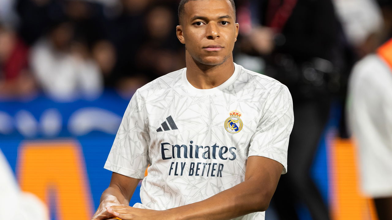 Mbappé é defendido por Cristiano Ronaldo em meio a críticas