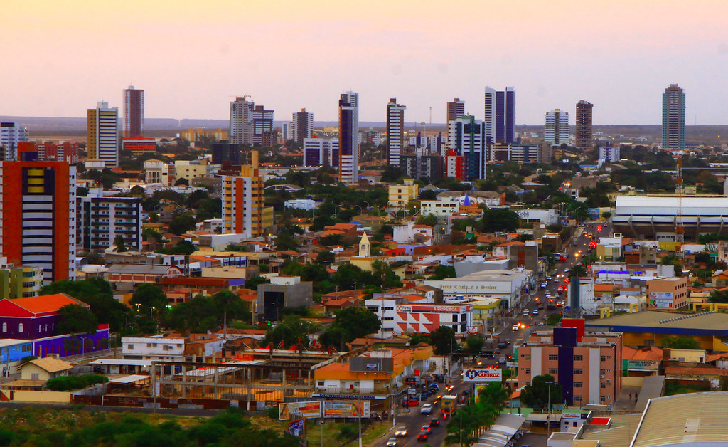 Um salário mínimo é o suficiente para viver nessas cidades