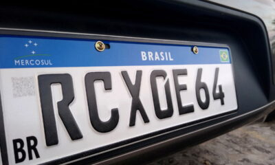 Quanto custa trocar a placa cinza do seu carro pela do padrão Mercosul?