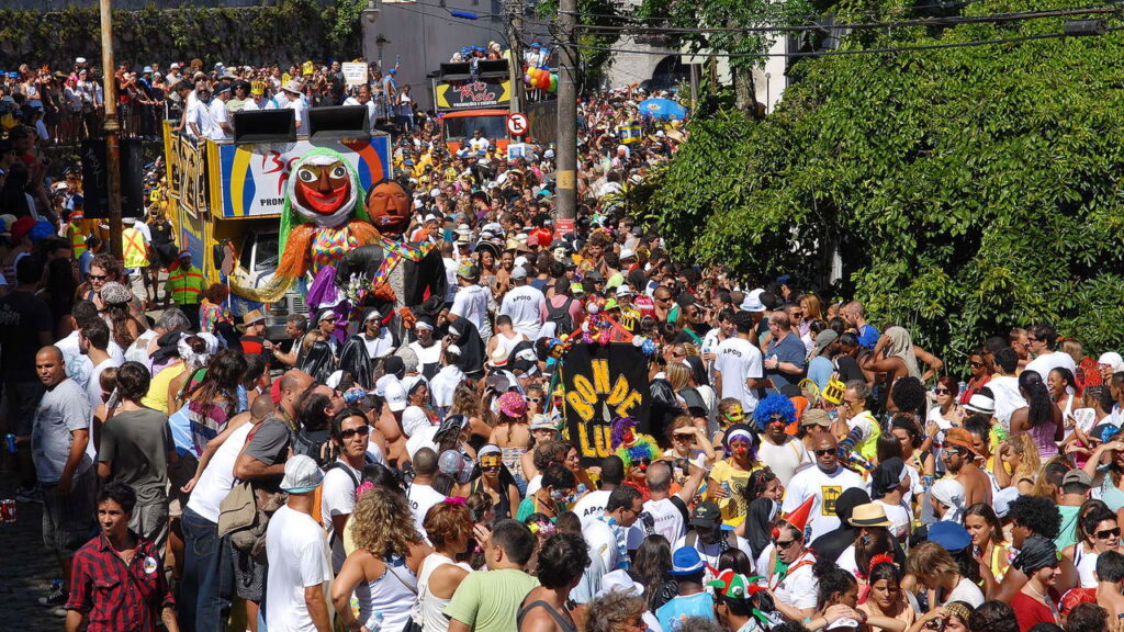 Carnaval seguro! Dicas essenciais para evitar golpes e roubos