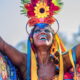 Carnaval brilhante, mas seguro! Saiba como evitar danos à pele e aos olhos