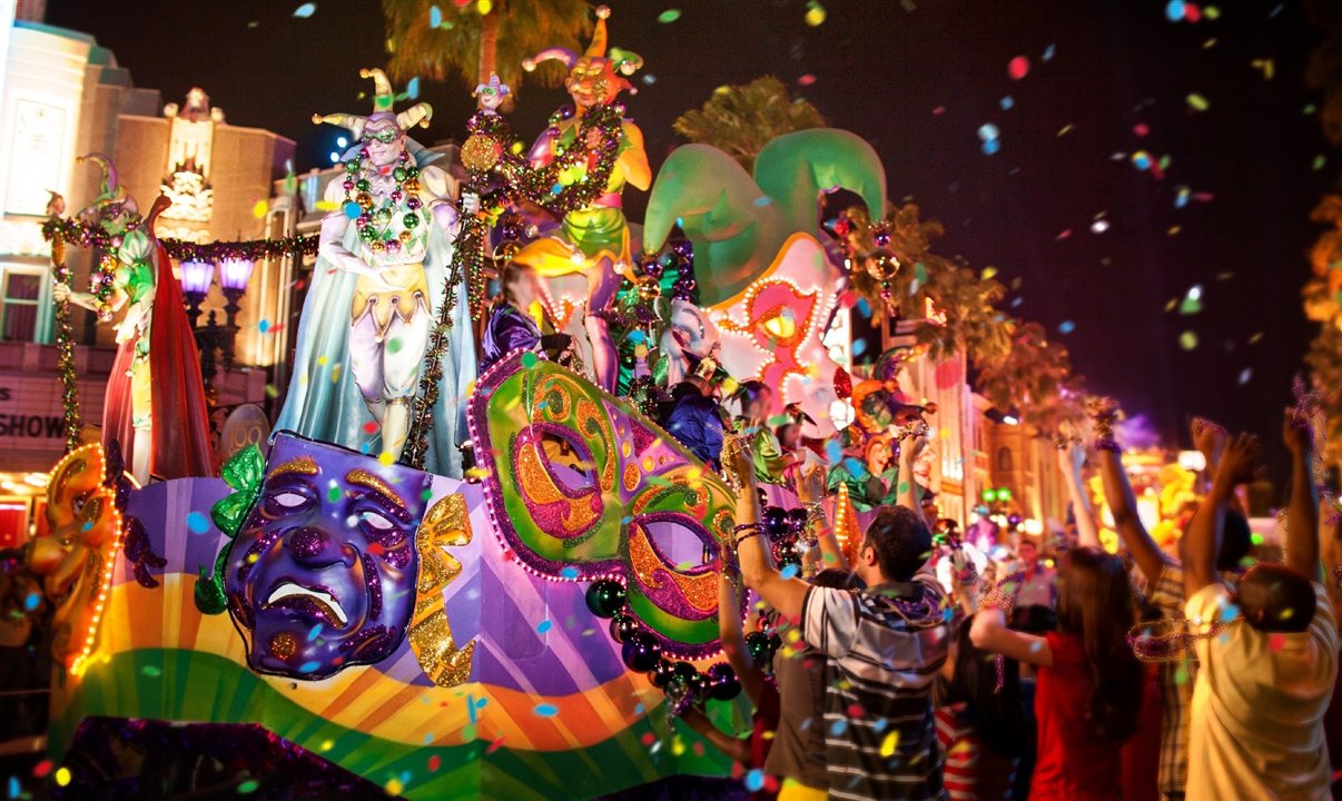 Já pensou em aproveitar o Carnaval na gringa?