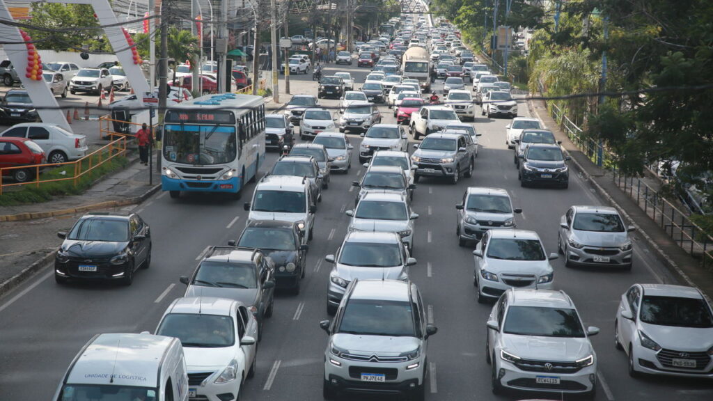 Nova isenção de IPVA pode mudar tudo para motoristas de híbridos em São Paulo