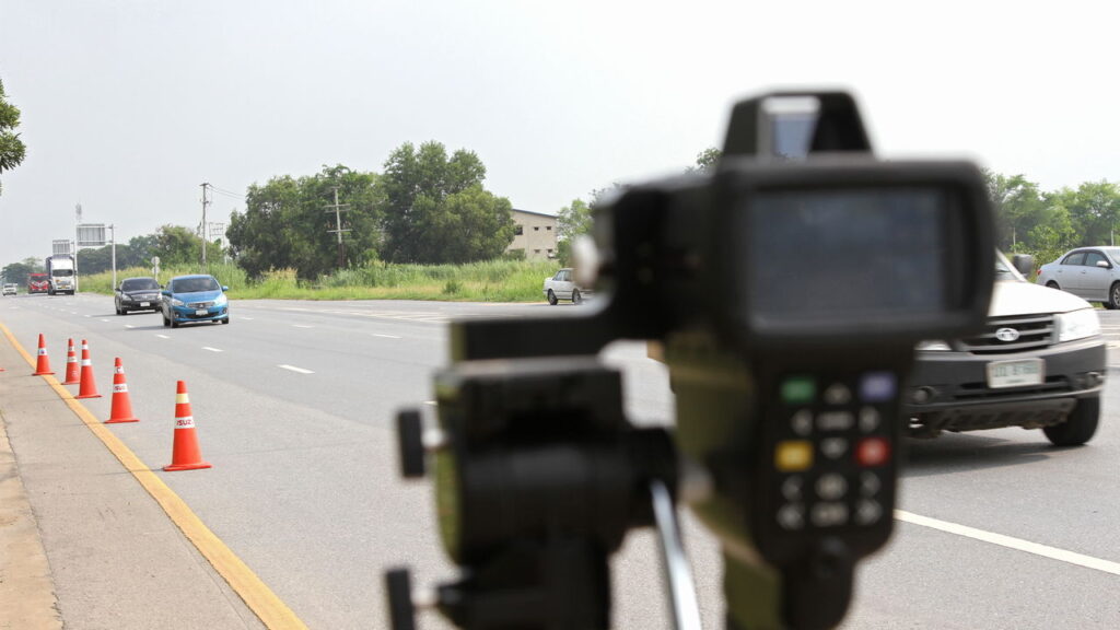 Novo radar surpreende motoristas e promete aumentar multas