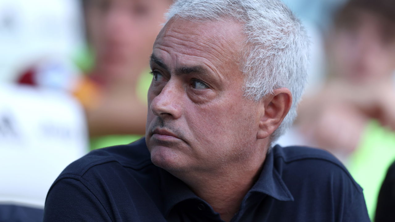 Mourinho x Galatasaray! técnico processa clube por acusação grave!