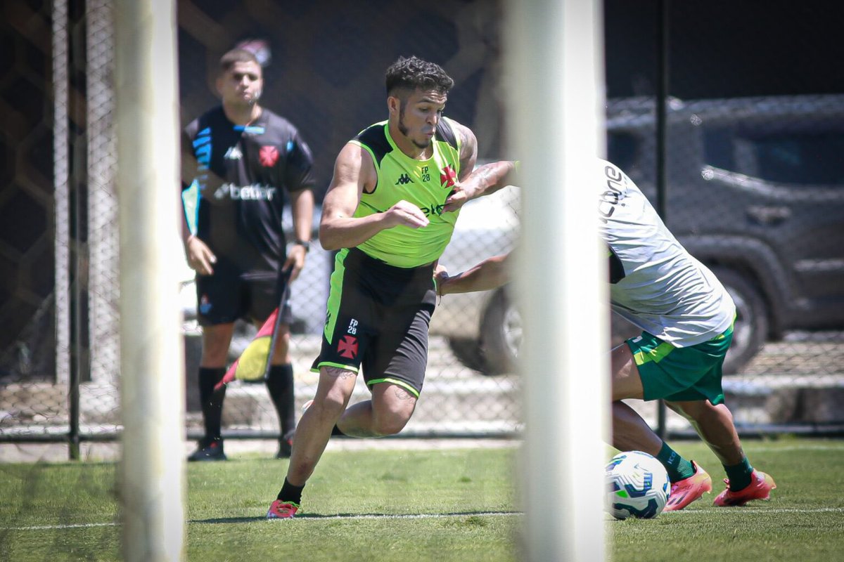 Adson. Treino do Vasco (Foto: Ascom Vasco)