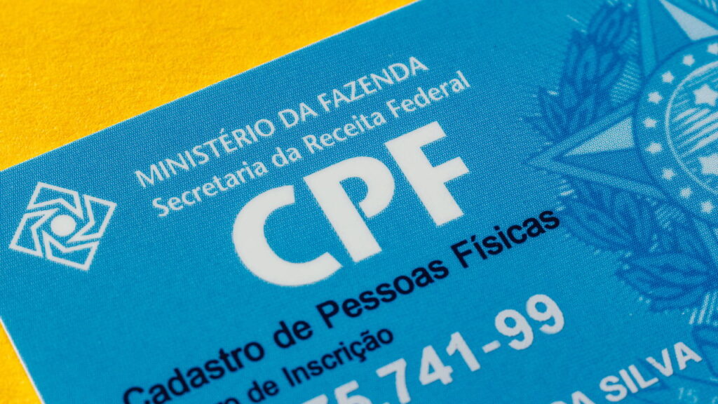 Golpe da Receita Federal cresce em 2025 e ameaça milhões