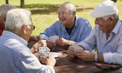 Felicidade é maior depois dos 60 anos e idosos explicam o motivo