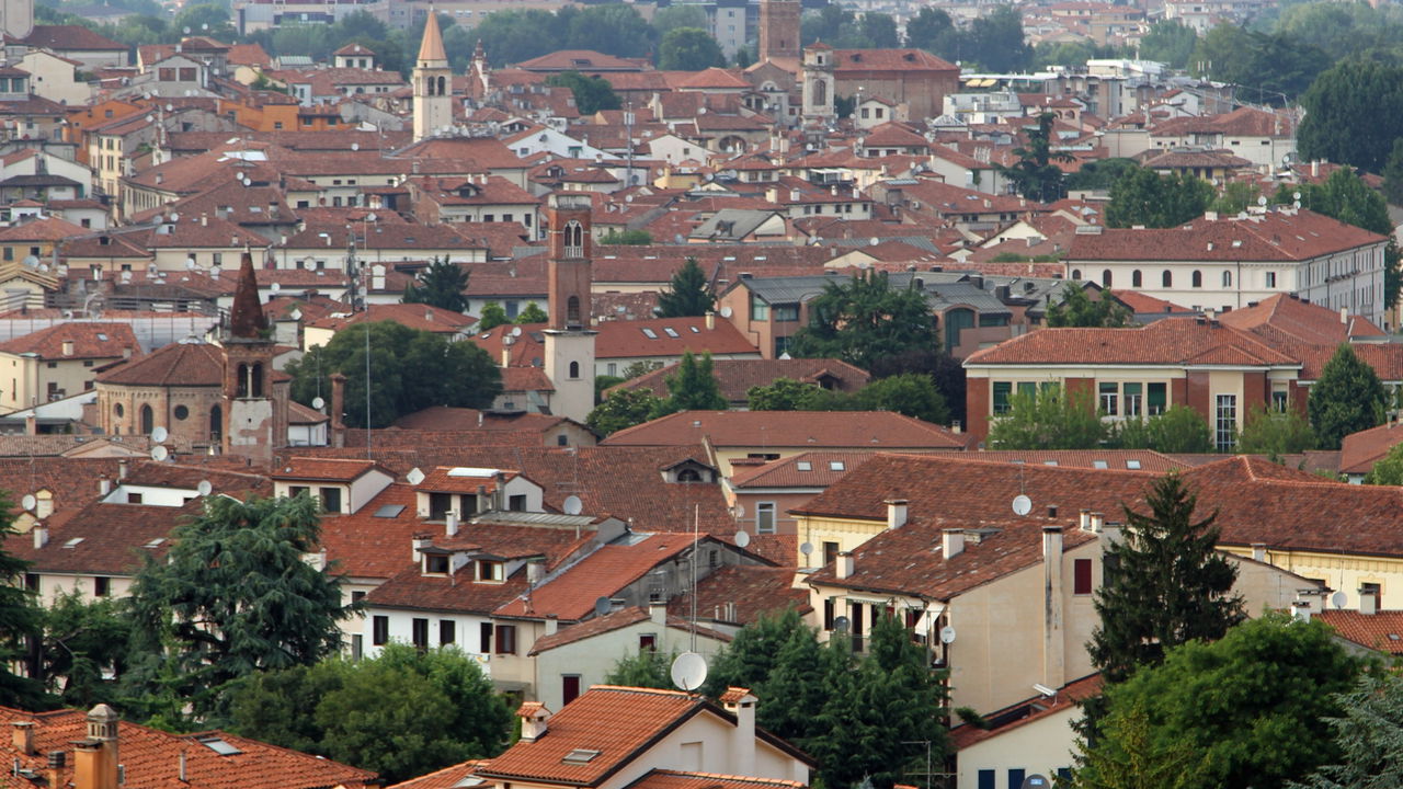 Descubra as cidades brasileiras onde há mais casas do que habitantes