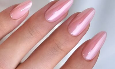 Unhas brilhantes translúcidas, a nova trend minimalista que deixa qualquer look sofisticado!