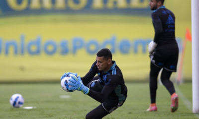 Santos em ação no treino do Flamengo