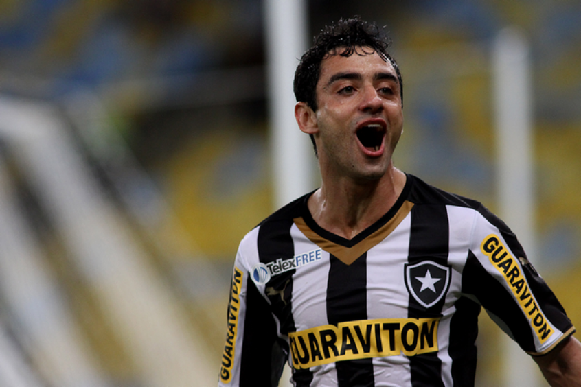 Daniel Corrêa defendendo a camisa do Botafogo