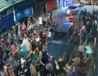 Motorista atropela pessoas em bar no Engenho de Dentro 