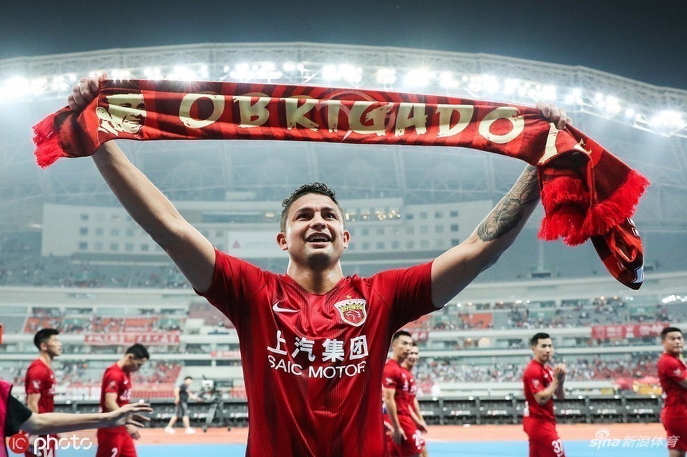 Elkeson no futebol da china