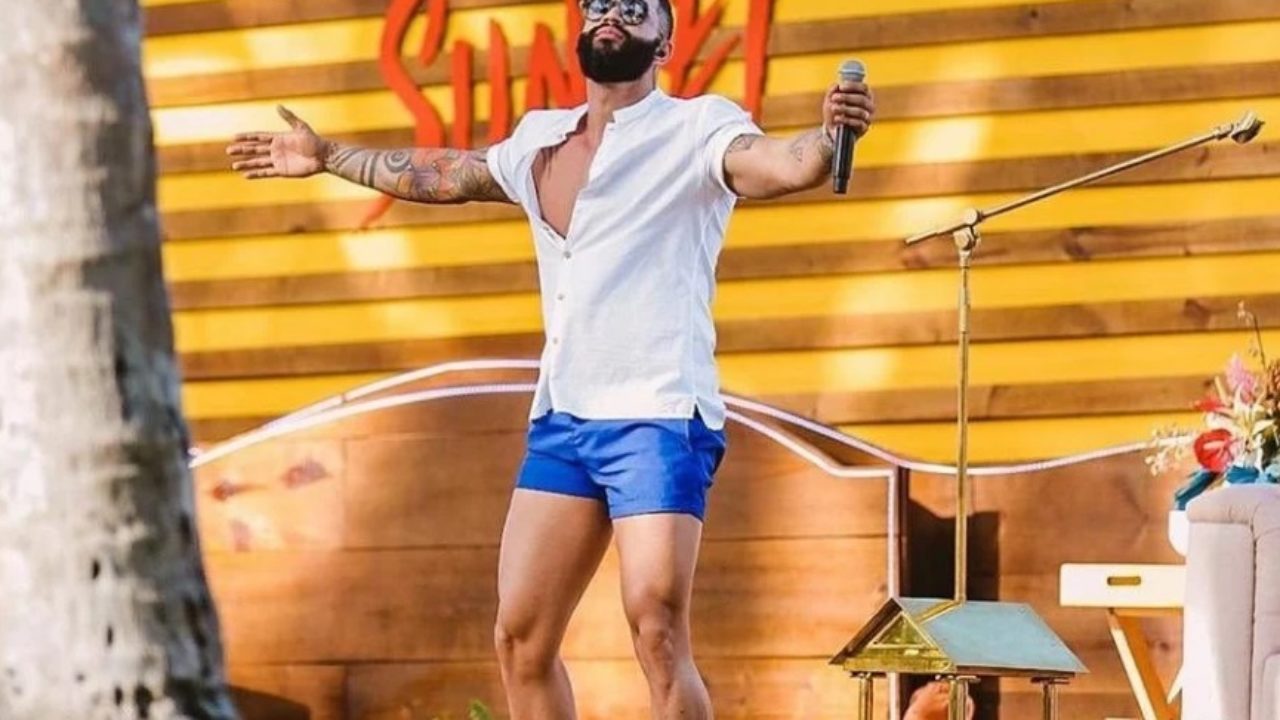 Gusttavo Lima compartilha foto e detalhe do corpo do cantor chama a atenção  - Super Rádio Tupi