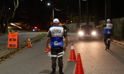 Imagem de agentes da Lei Seca