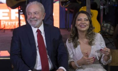 Lula se casa em cerimônia restrita em São Paulo