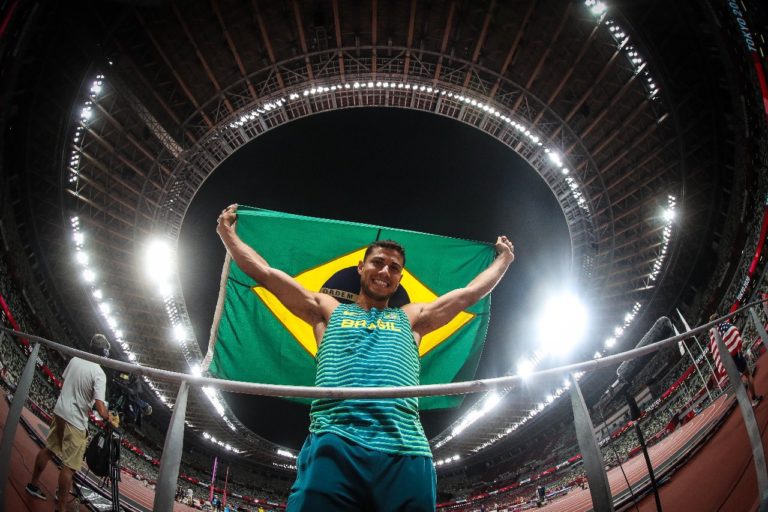 Ouro no Rio, Thiago Braz fatura a medalha de bronze no ...