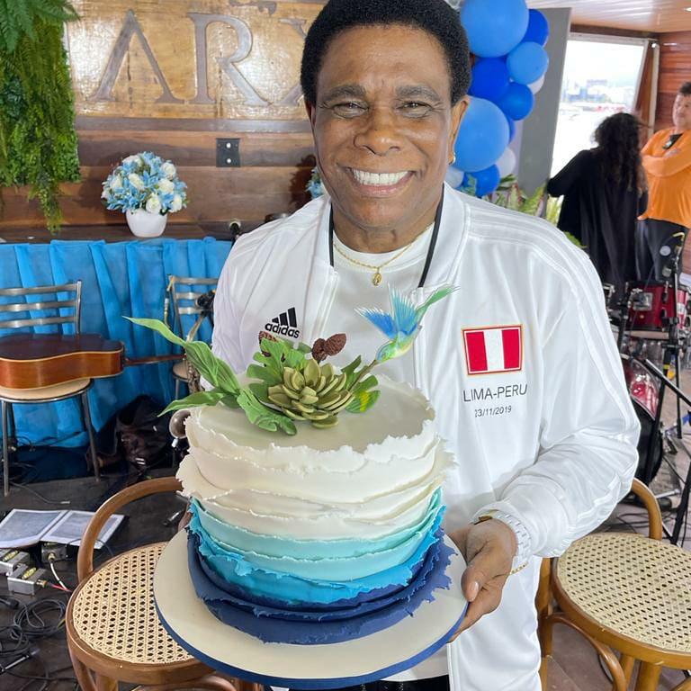 Neguinho da Beija-Flor celebra aniversário animado em família no Rio (Divulgação: Palmer Assessoria de Comunicação)