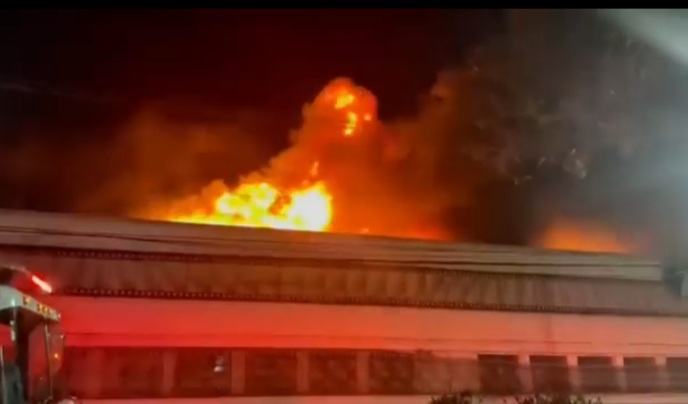 Imagem de um incêndio em SP
