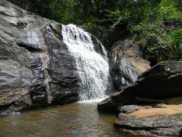 Na imagem, Cachoeira Bonsucesso no Parque Estadual da Serra da Concórdia