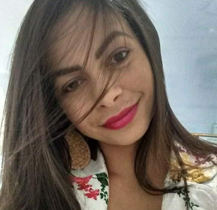 Estudante de biomedicina, Érica Ataíde Rosa presa por atuar como falsa médica