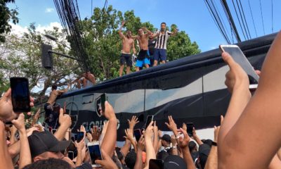 Torcida do Botafogo se reúne no Nilton Santos