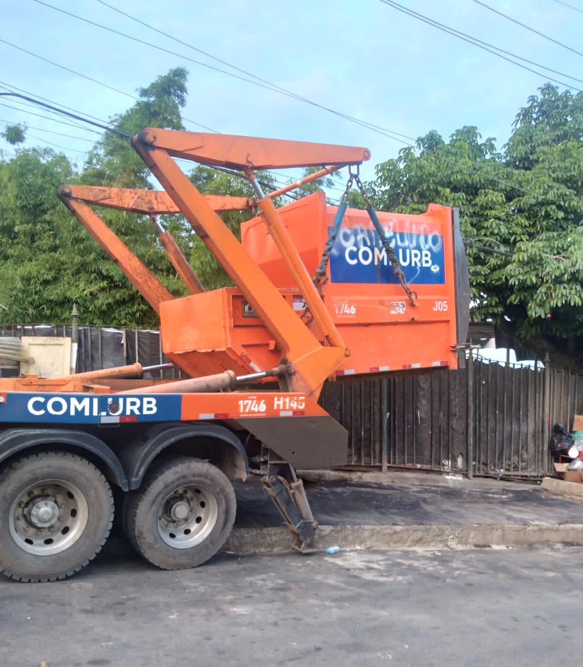 Novo espaço para coleta de lixo