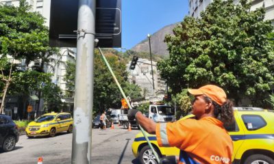 Ação de conservação da prefeitura do Rio no Leblon