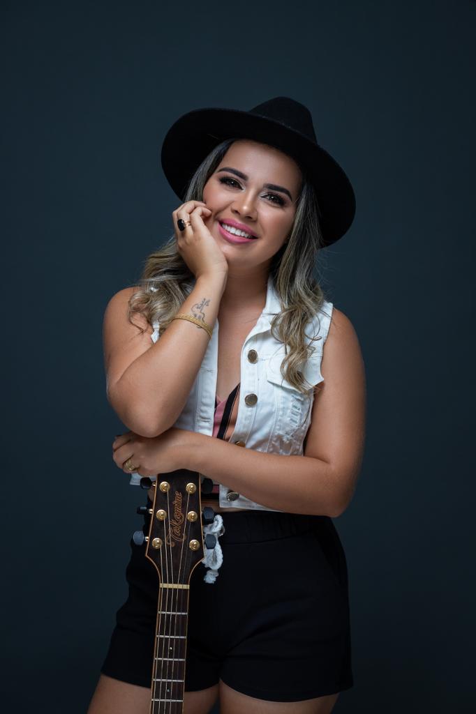 Cantora Luana Magalhães se torna presença confirmada em agenda de shows nesse ano