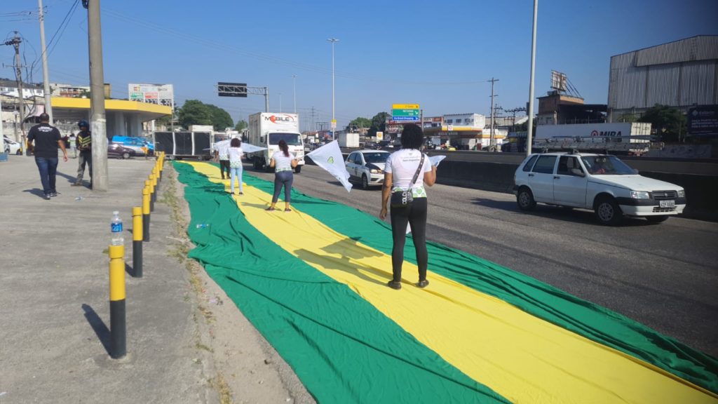 Protesto na Avenida Brasil contra o aumento do preço do combustível