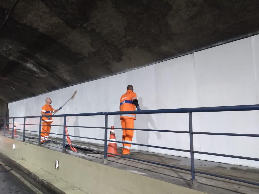 Túnel velho é vandalizado após revitalização