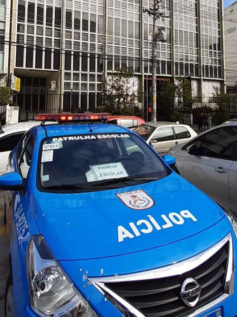 Falsa ameaça de massacre assusta pais e alunos em escola particular na Zona Norte