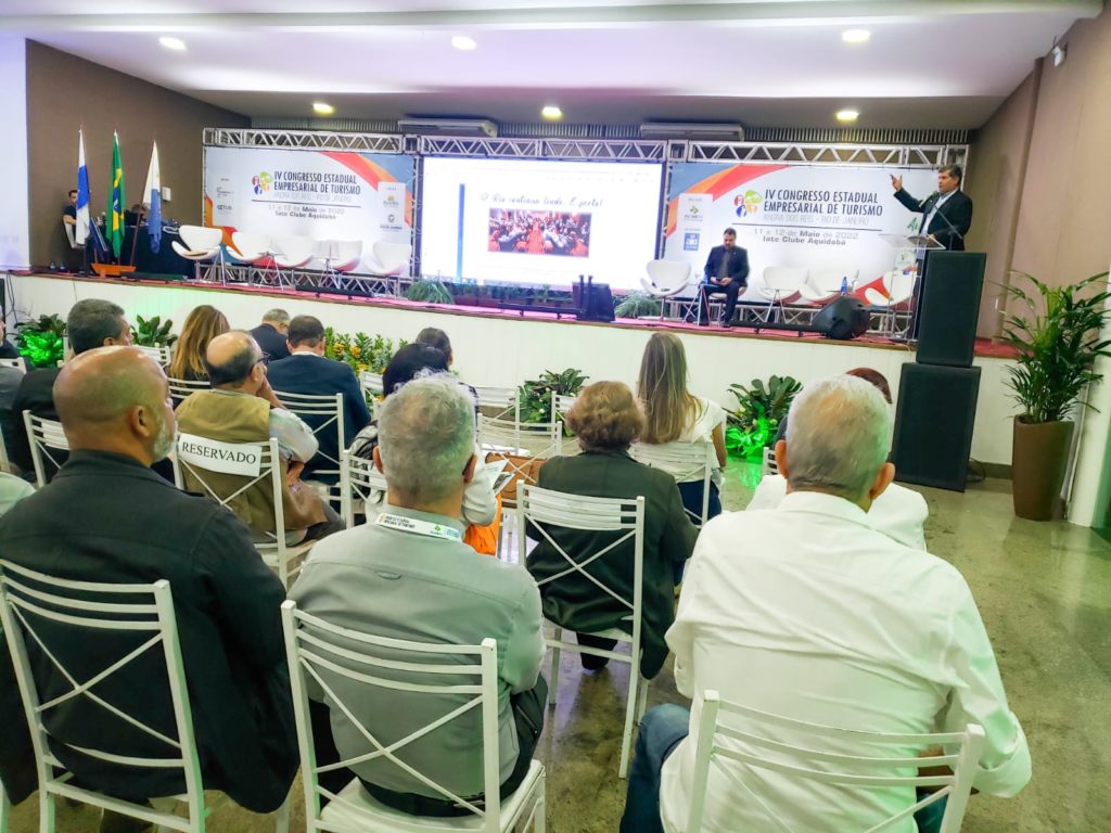 Secretaria Estadual de Turismo se apresenta em evento em Angra dos Reis