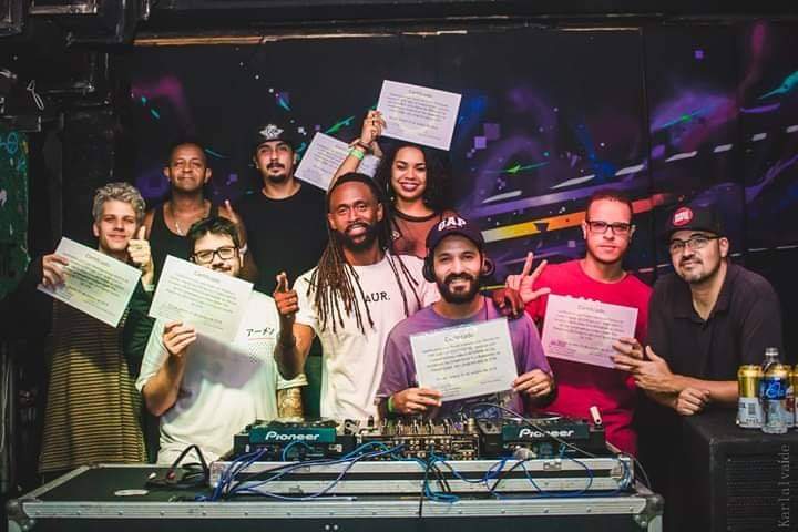 Projeto 'Urban Work The Responsa' forma mais de 100 alunos em curso de DJ no Rio