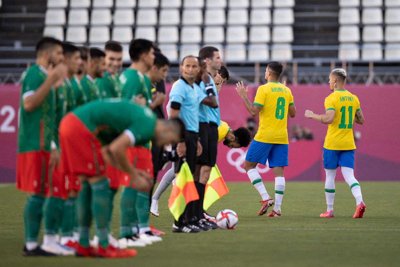 Brasil vence nos pênaltis e avança para a final