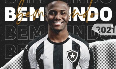 Lateral-esquerdo Jonathan apresentado pelo Botafogo
