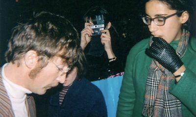 John Lennon e Lizzie Bravo em 1967, durante as gravações de Sgt. Pepper's