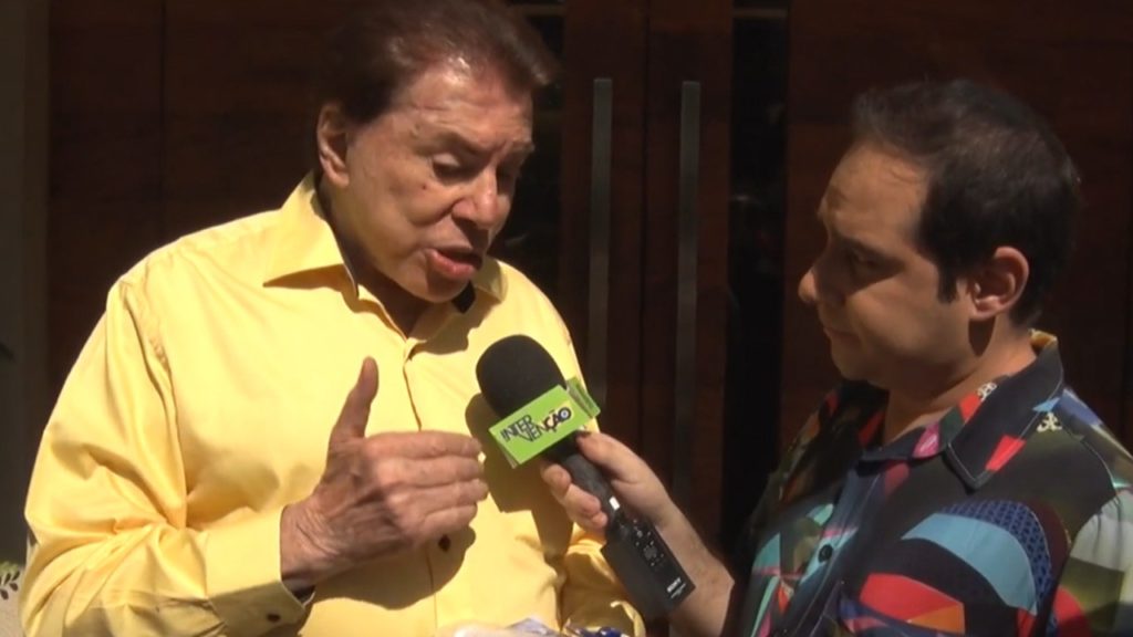 VÍDEO Silvio Santos comemora retorno ao SBT Hoje é o Silvio Santos